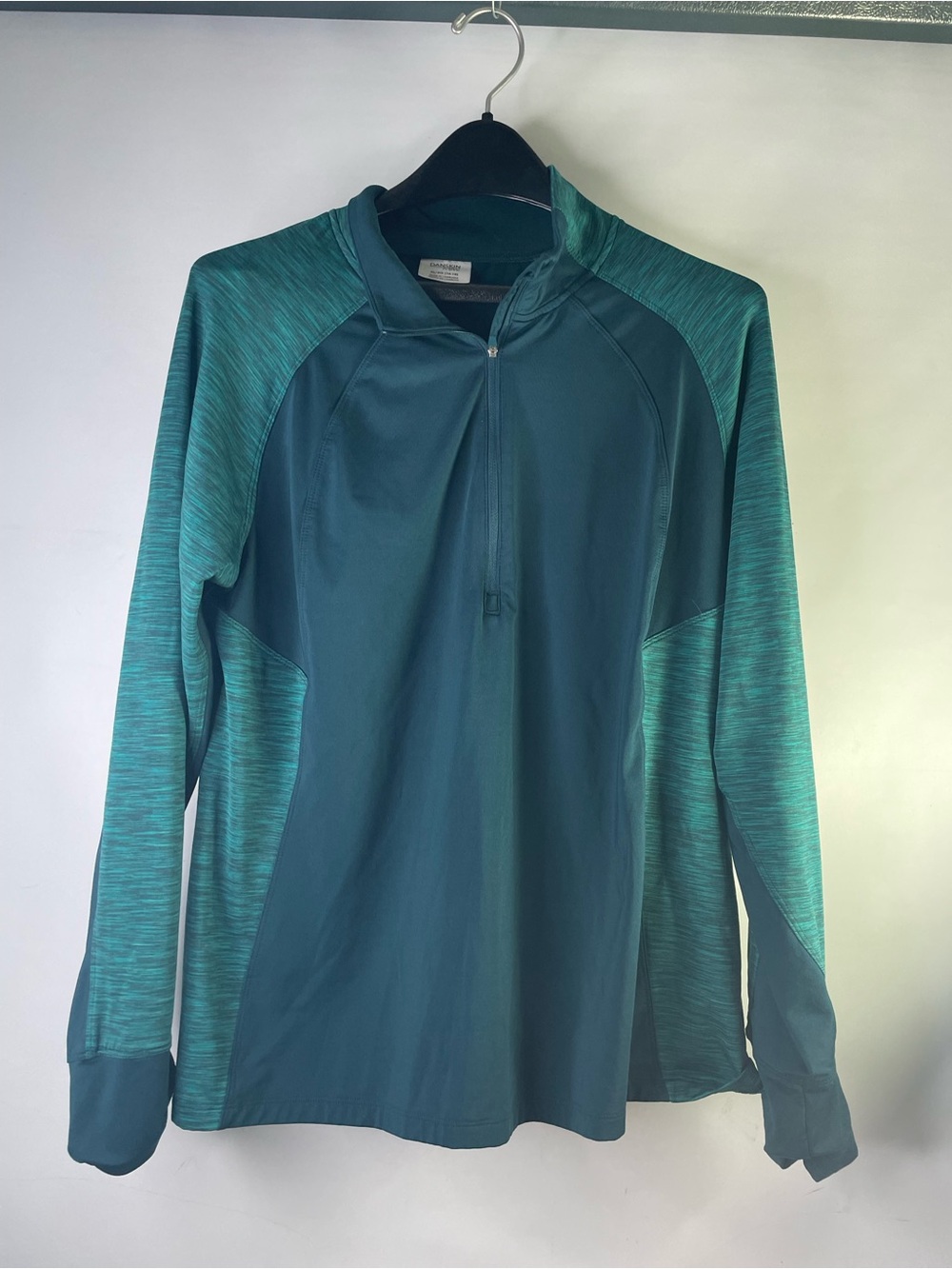 Danskin Now Woman’s Teal and Aqua Long-Sleeve Swim Rash Guard Activewear
